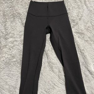 Lululemon wunder under size 4